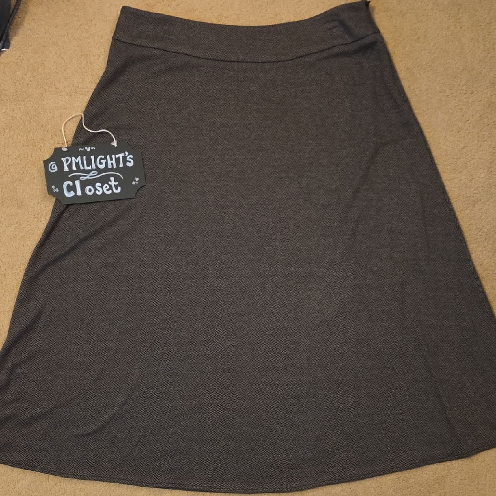Croft & Barrow Brown Chevron Skirt 16 Stretch A-line